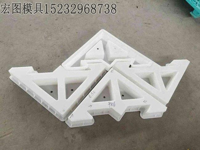 聯鎖護坡模具(jù) 聯鎖護坡模具(jù)