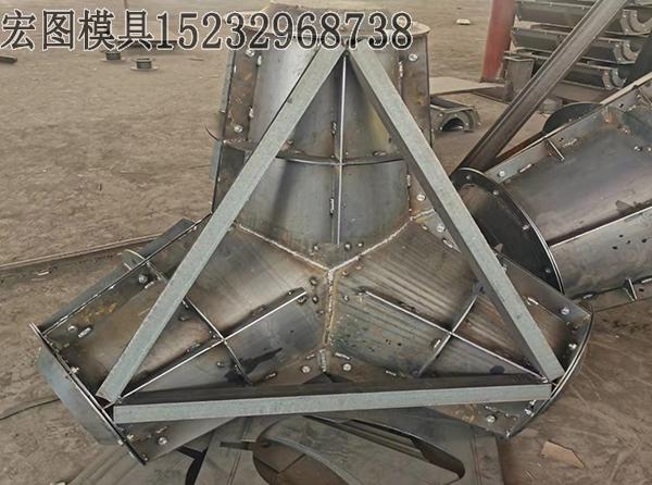 四腳椎體(tǐ)模具(jù) 四腳椎體(tǐ)模具(jù)